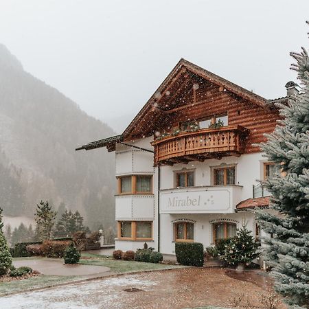 B&B Hotel Mirabel Urtijëi Dış mekan fotoğraf