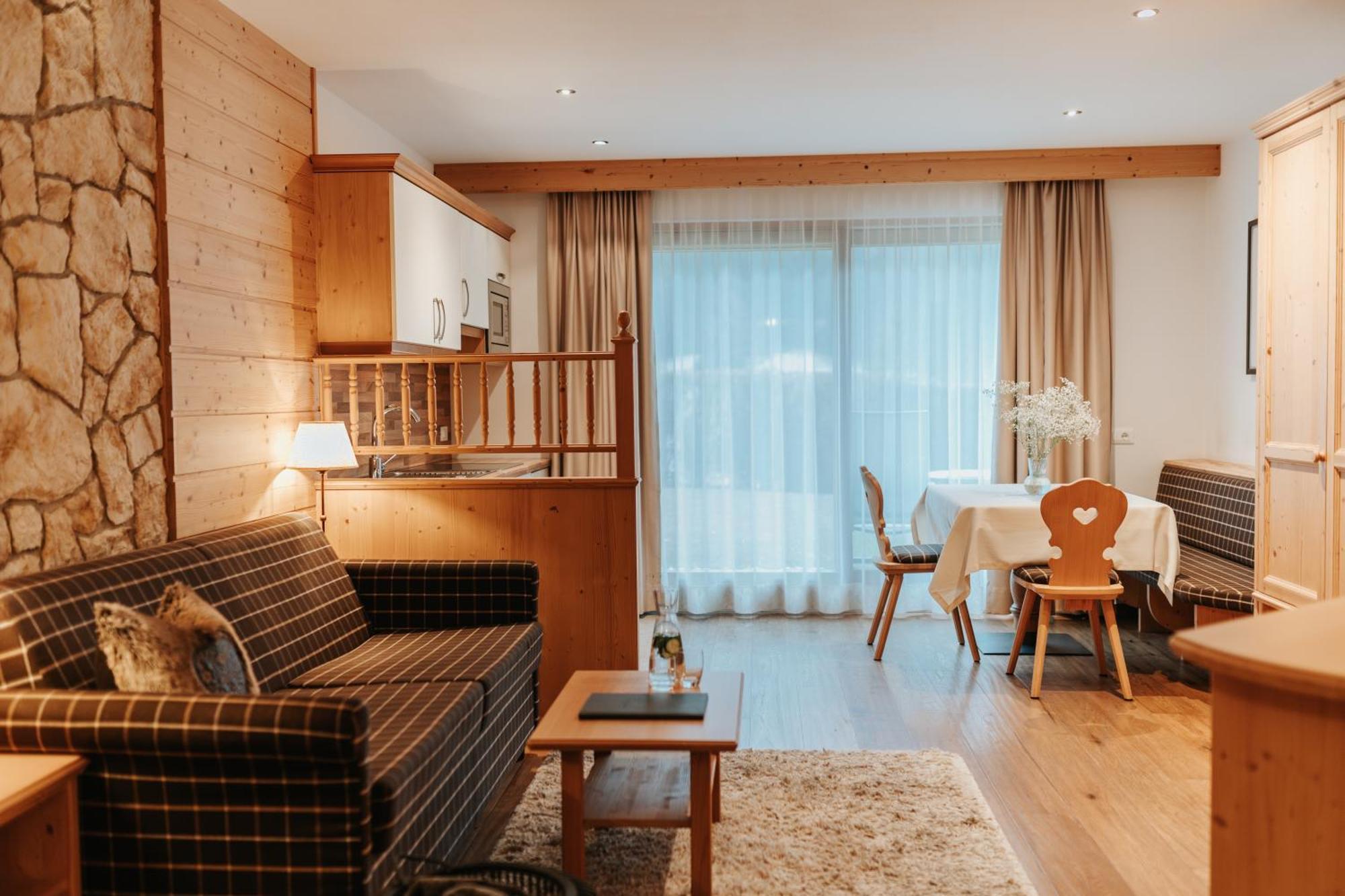 B&B Hotel Mirabel Urtijëi Oda fotoğraf